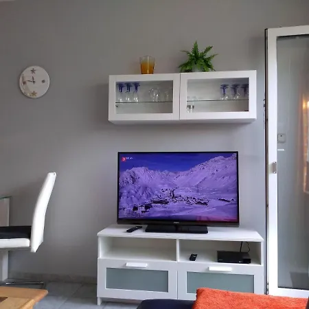 Ferienwohnung-7-im-haus-sandra-dahme-ostsee Apartment